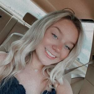 Meet your Posher, Ashlyn